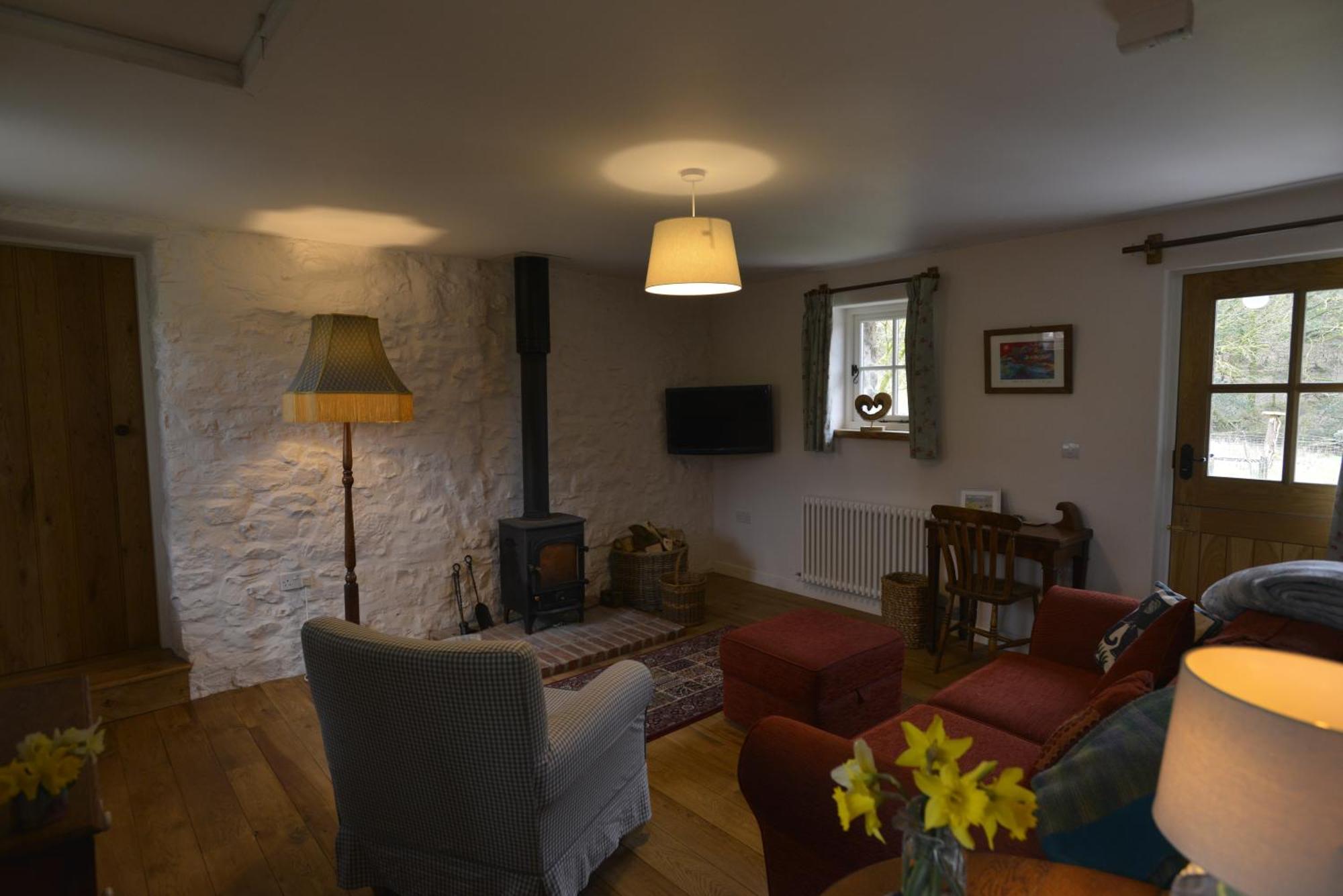Dandelion Cottage, أمروث المظهر الخارجي الصورة