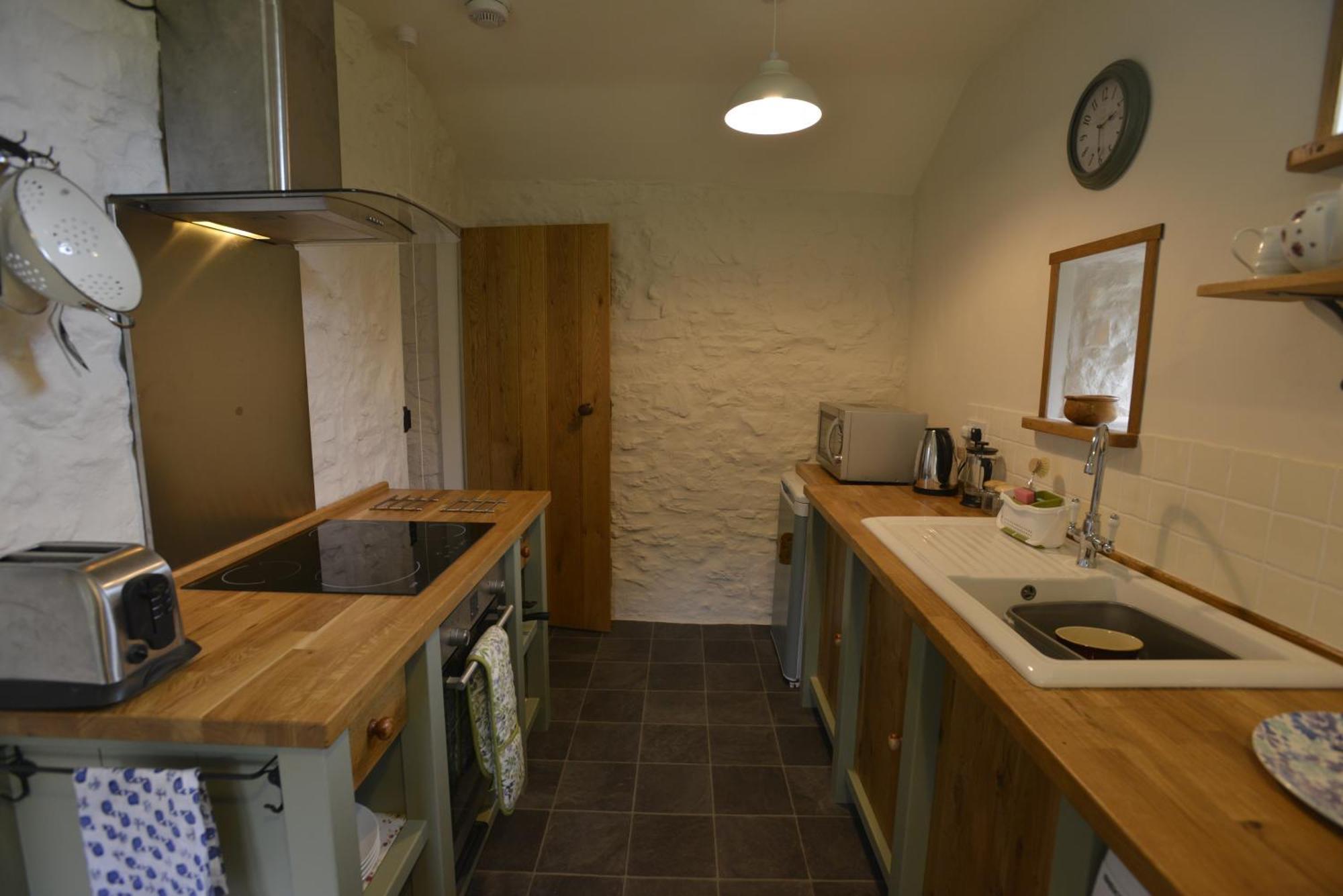 Dandelion Cottage, أمروث المظهر الخارجي الصورة
